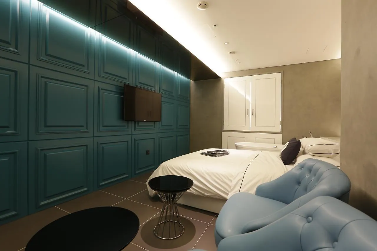 Hotel The Designers Incheon 3*,