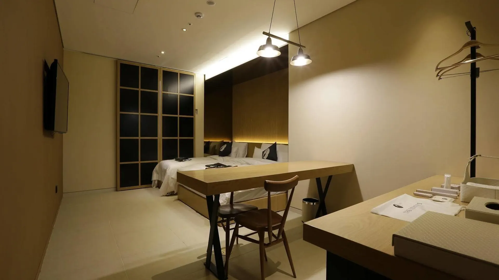 Hotel The Designers Incheon 3*,