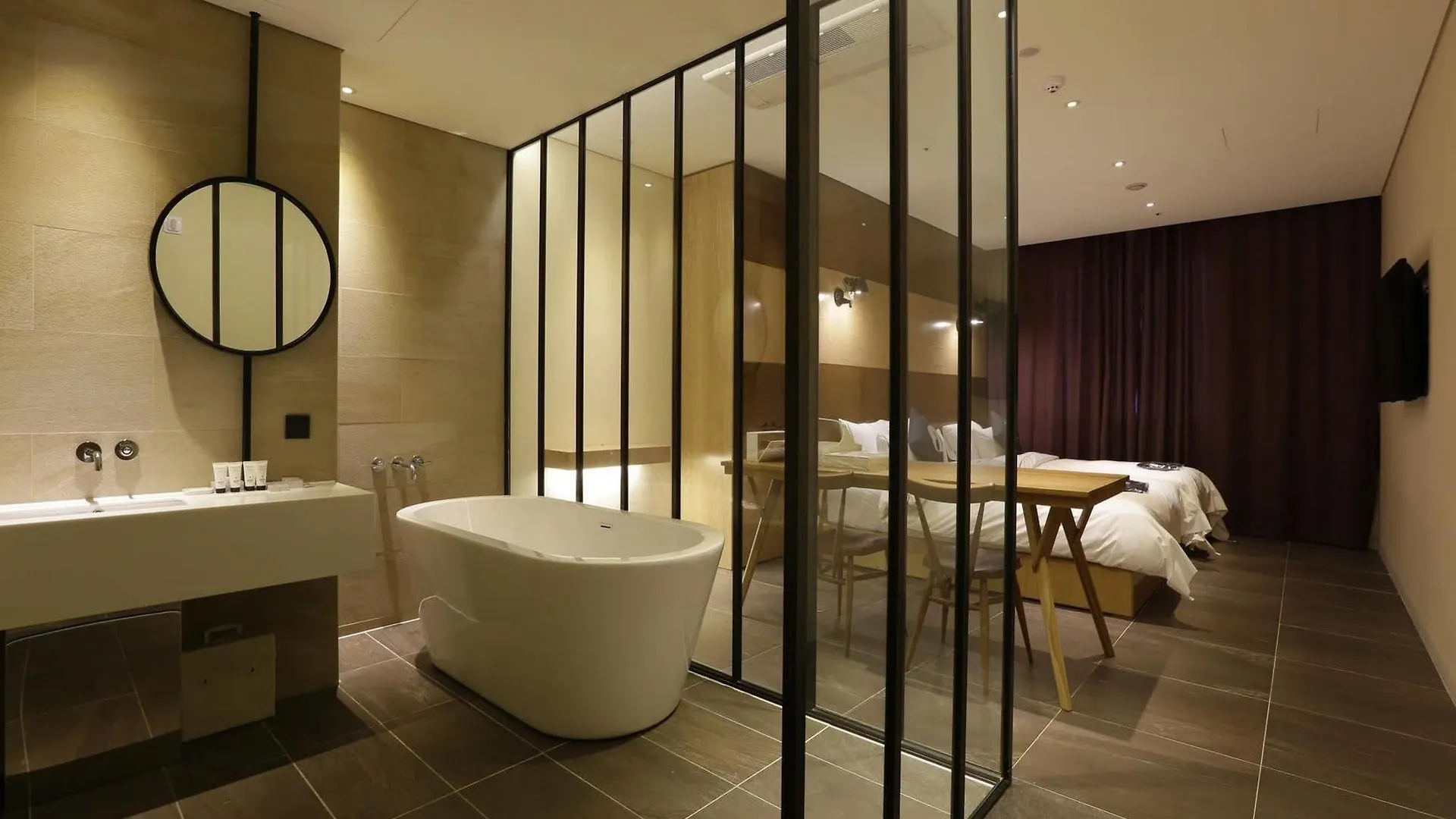 Hotel The Designers Incheon 3*,  South Korea