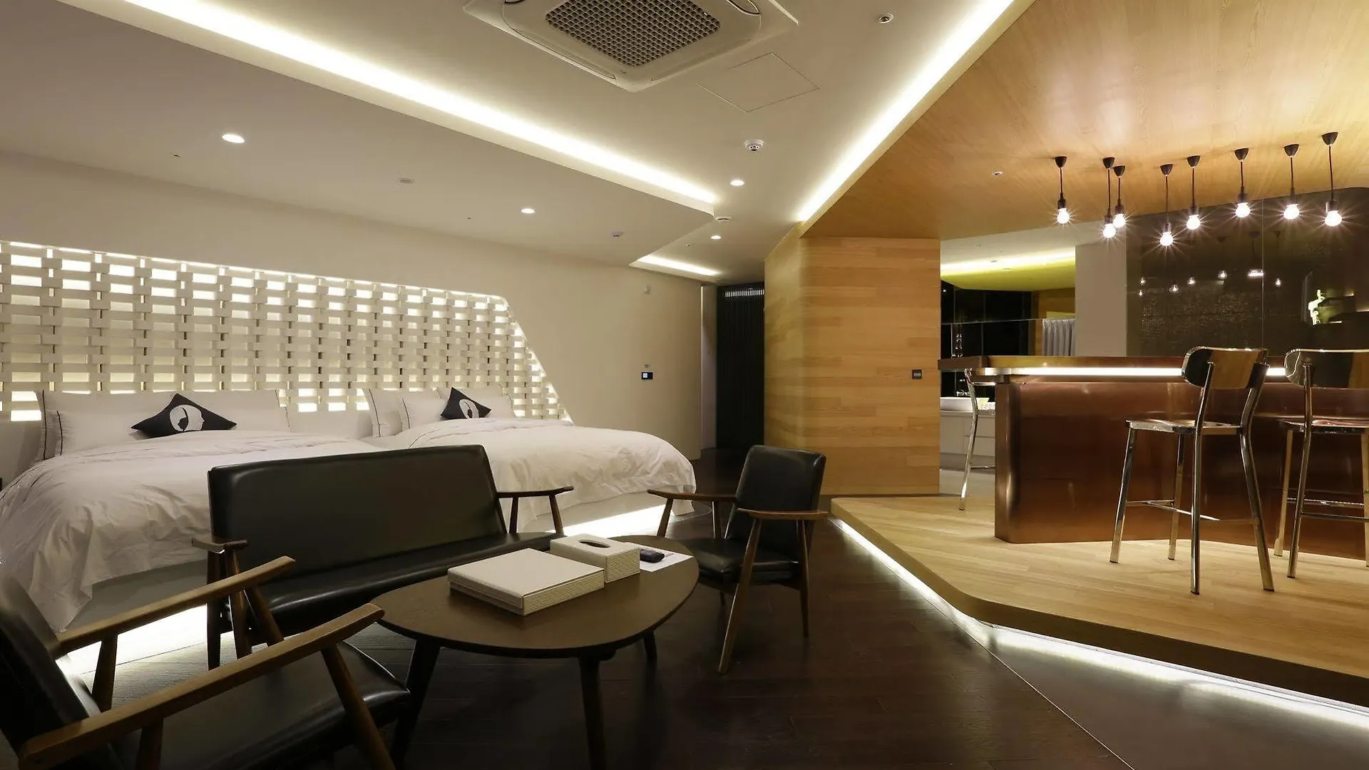 Hotel The Designers Incheon 3*,  South Korea