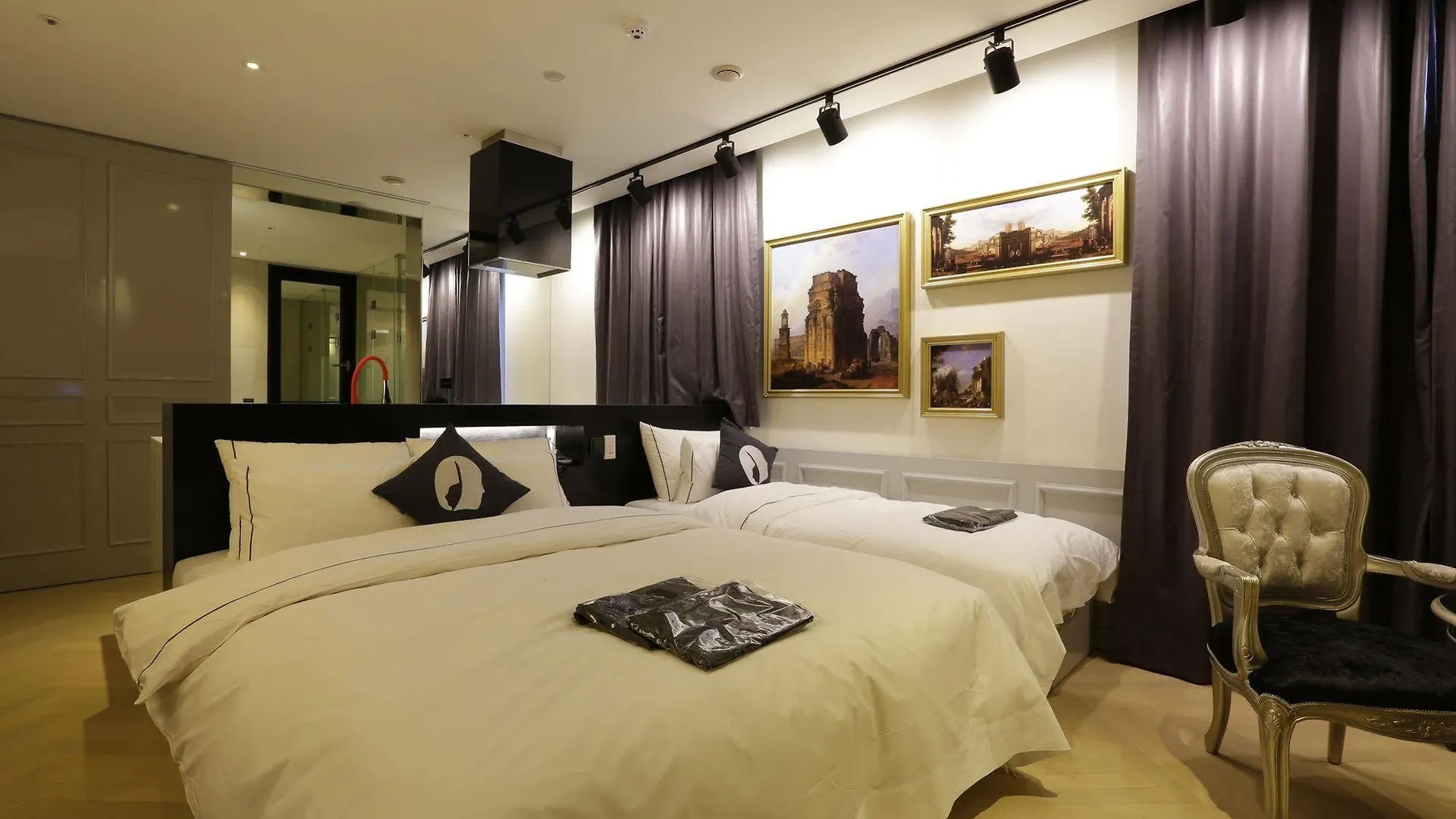 ***  Hotel The Designers Incheon South Korea
