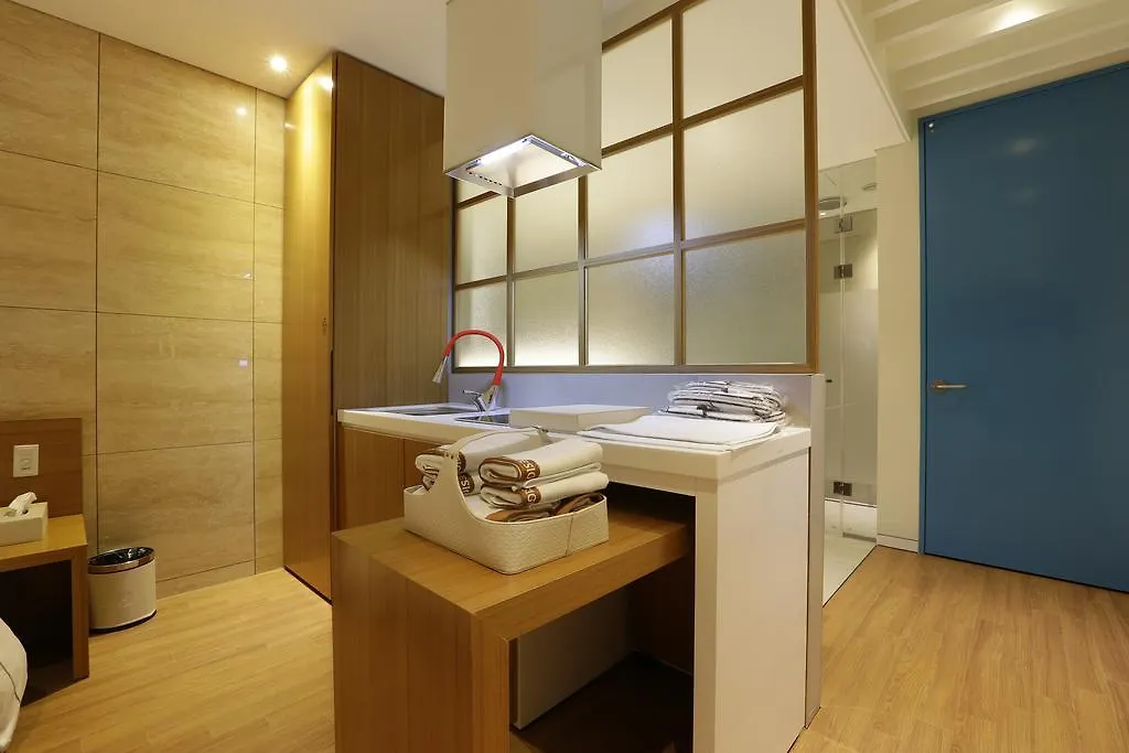 ***  Hotel The Designers Ίντσεον Νότια Κορέα